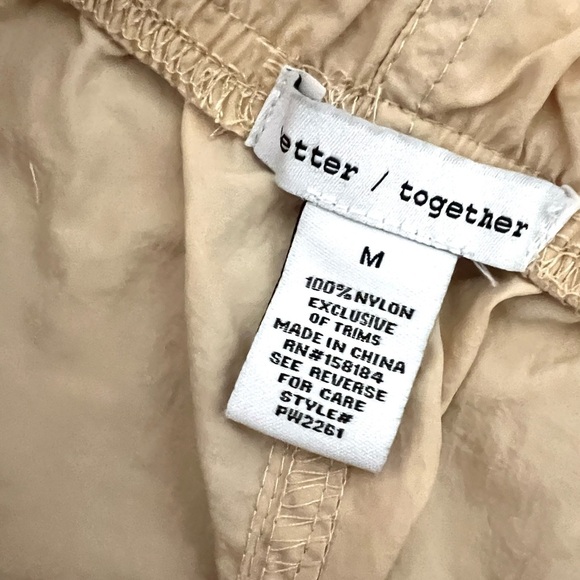 Better Together NYC Beige Cream Parachute Joggers Size Medium y2k retro - Picture 6 of 7
